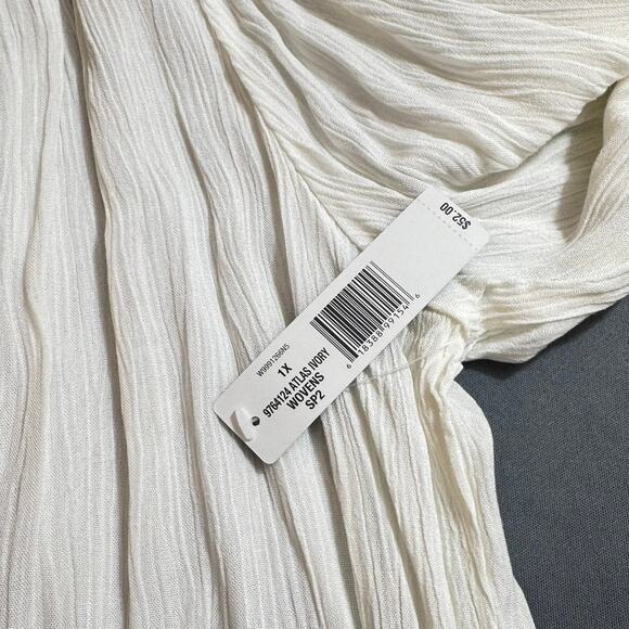 NEW DIRECTIONS Woven Top 1X Boho Style Short Sleeve Casual Tunic Blouse Artsy - Picture 6 of 6